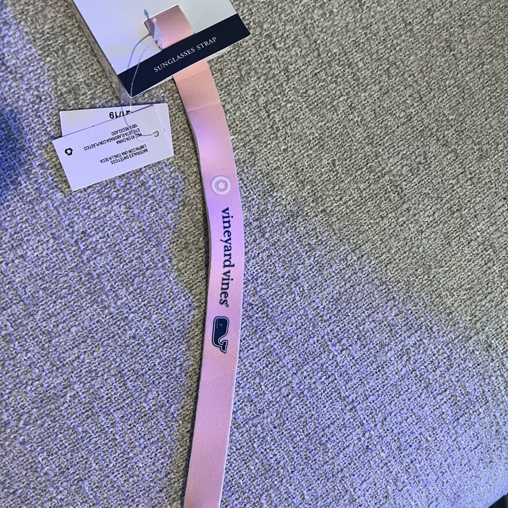Vineyard Vines Light Pink Sunglasses Strap